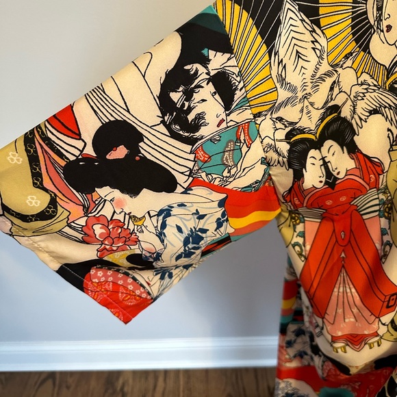 Beautiful and vibrant kimono - Picture 2 of 6